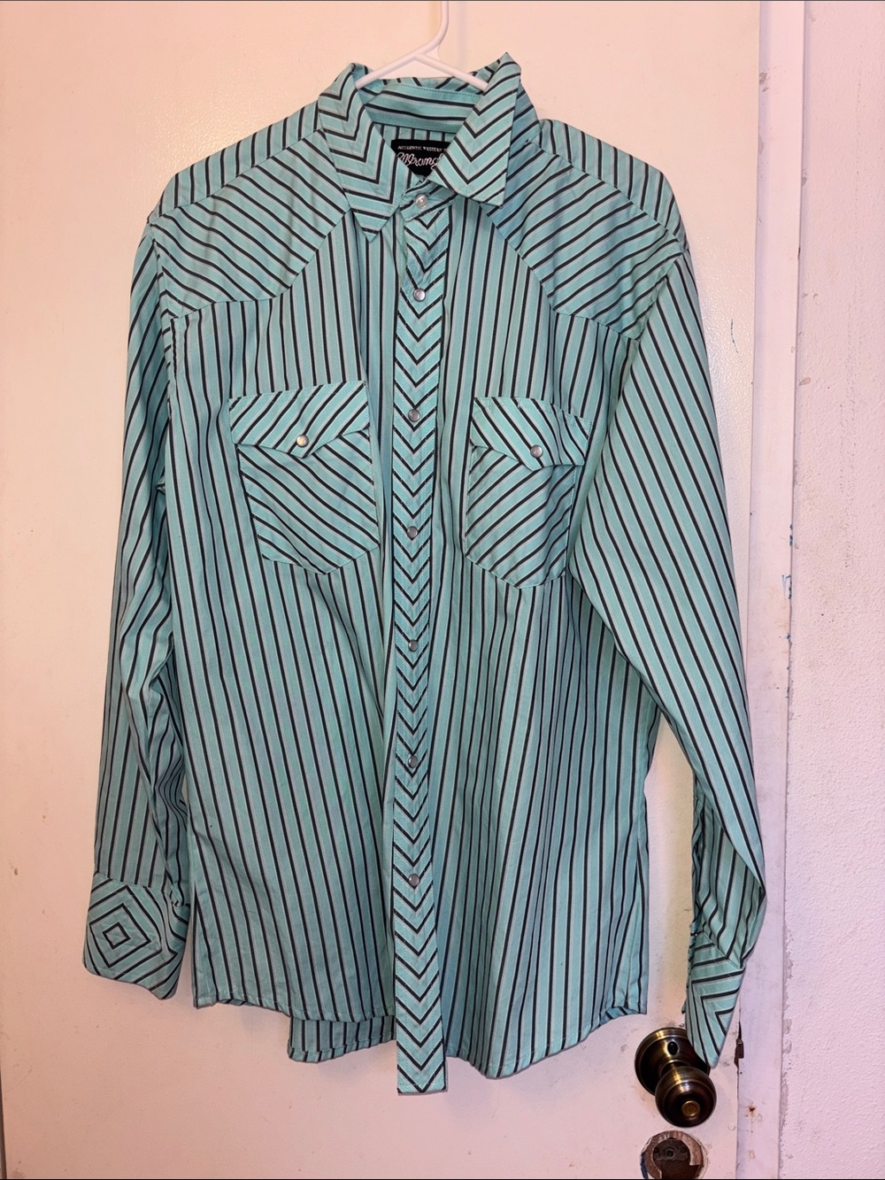 Wrangler Teal and Black Striped Western Button-Down Shirt